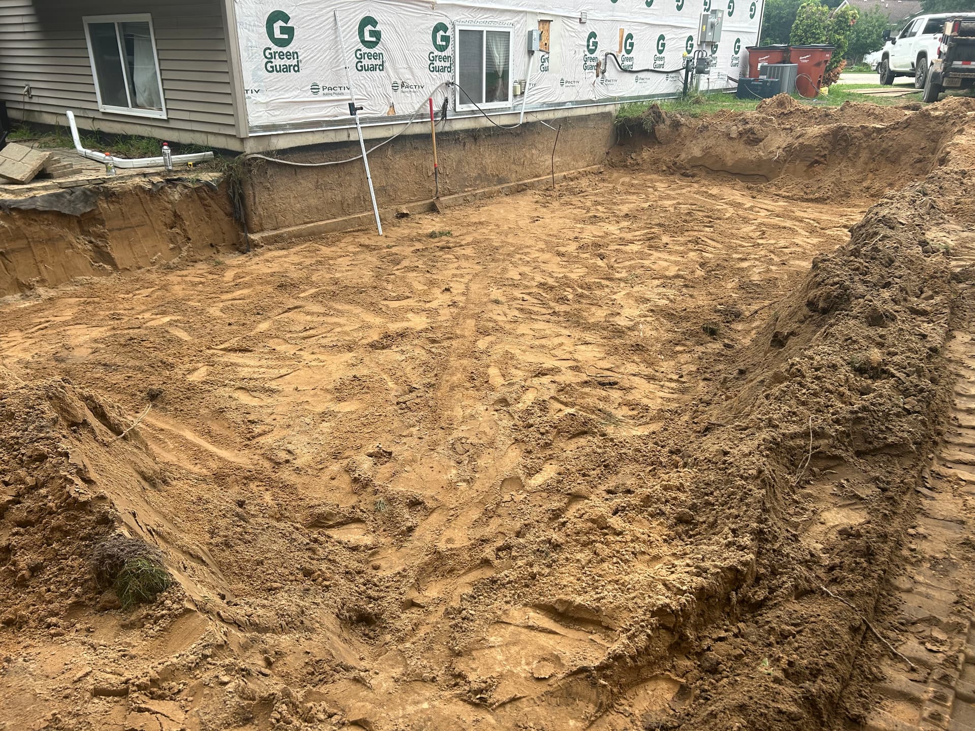 Gallery photos for Bi-Level Basement Foundation Excavation for Grand Rapids Contracting: Image #1