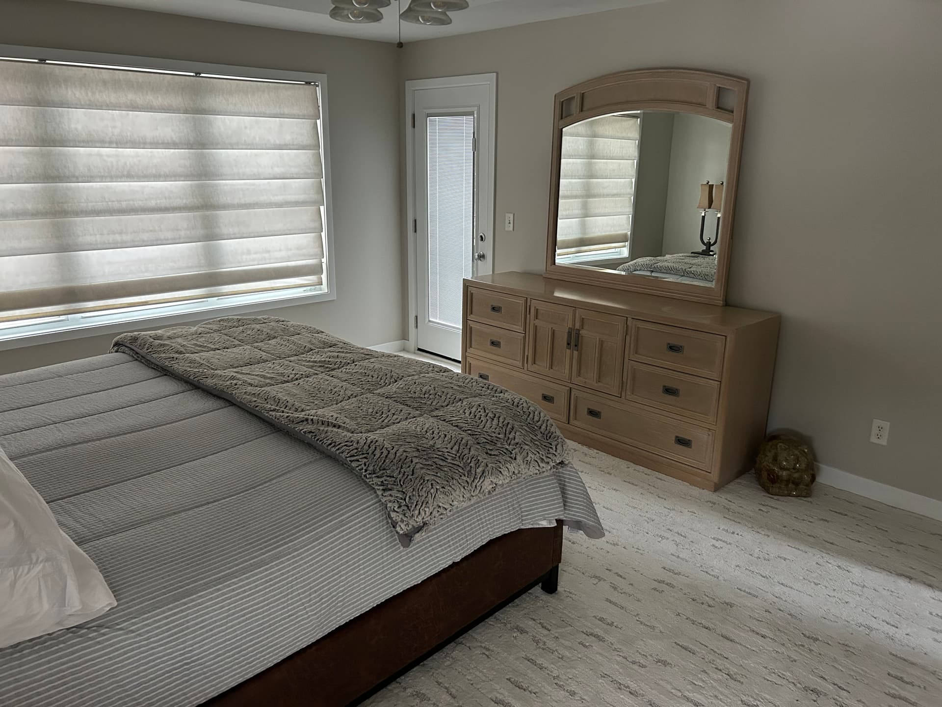 Gallery photos for Home Makeover with Chic Interiors in Rockford: Image #2